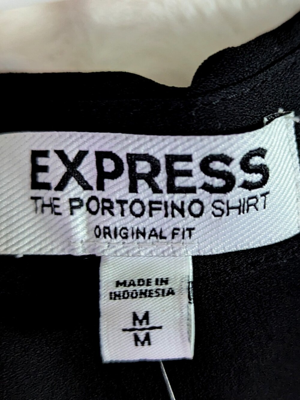 Express The Portofino Shirt Original Fit Black Sleeveless Button Front Sz M NEW - Picture 8 of 9